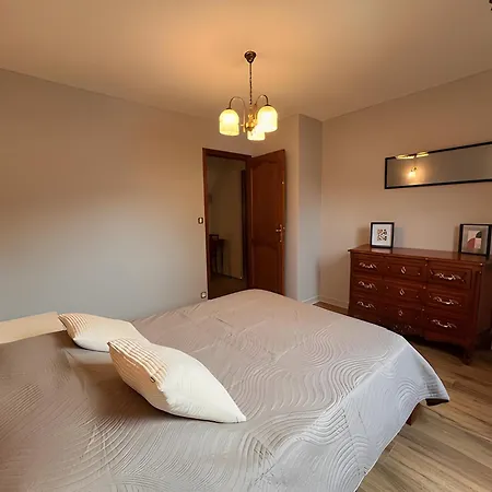 Nina Сasa de vacaciones Besse-et-Saint-Anastaise