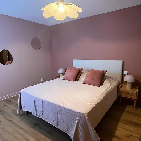 Nina Бес-э-Сент-Анастез